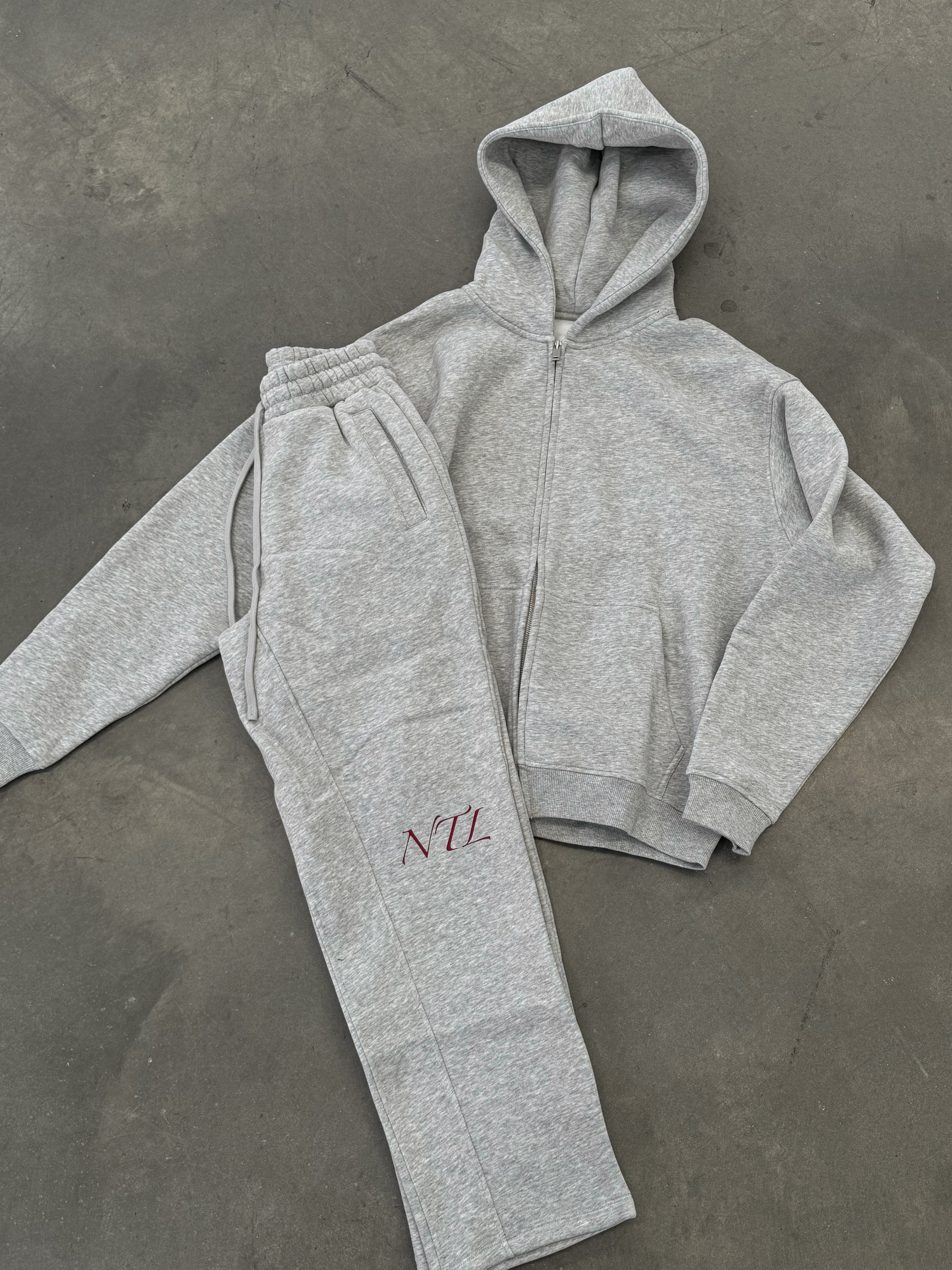 WIDE LEG TRACKPANT