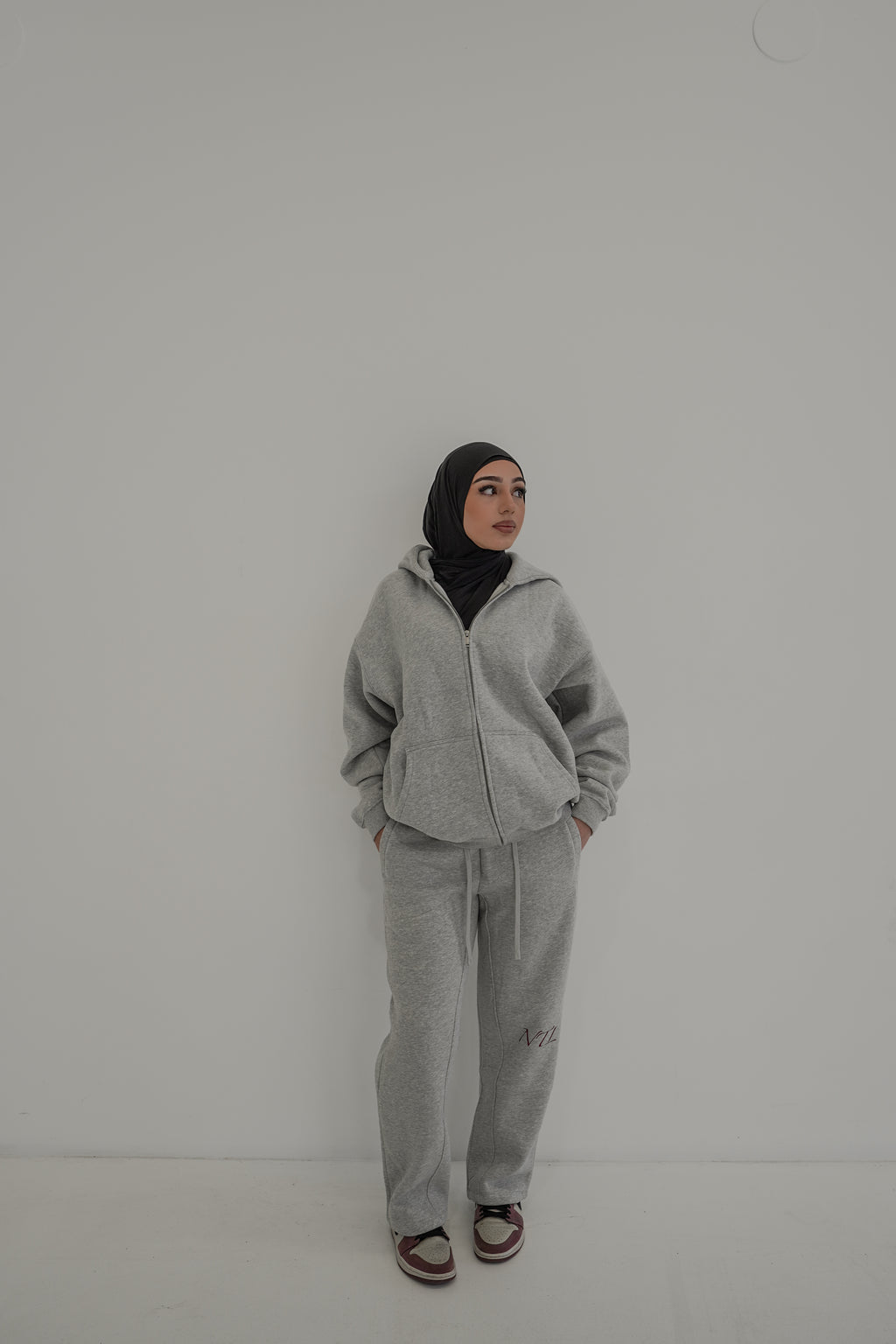 WIDE LEG TRACKPANT